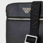 EMPORIO ARMANI MEN FLAT SHOULDER BAG WITH EAGLE PLAQUE BLACK - Image 4