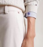 TOMMY HILFIGER WOMAN MD CORE SLIM FIT STRAIGHT PANT CASHMERE CREME - Image 3
