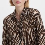 LEVI’S® WOMEN'S MAEVE BLOUSE TIGER IKAT ALMOND MILK MULTI COLOUR - Image 3