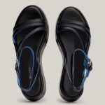 TOMMY HILFIGER WOMAN LEATHER STRAP PLATFORM SANDALS BLACK - Image 3