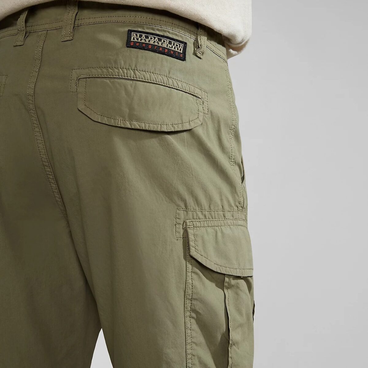 NAPAPIJRI MEN NOTO BERMUDA SHORTS GREEN LICHEN - Image 3