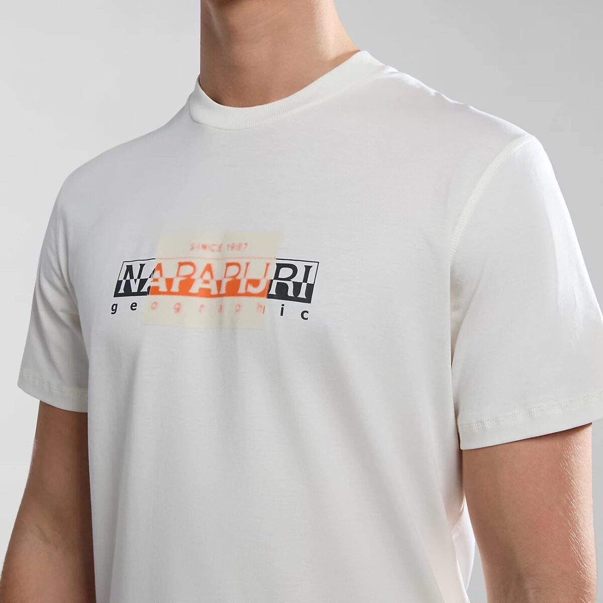 NAPAPIJRI MEN SMALLWOOD SHORT SLEEVE T-SHIRT WHITE WHISPER - Image 2
