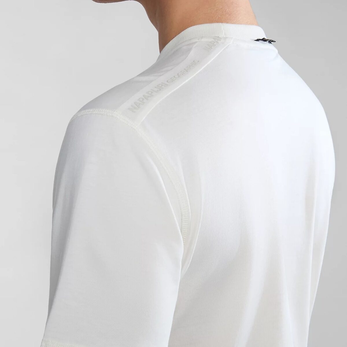 NAPAPIJRI MEN SMALLWOOD SHORT SLEEVE T-SHIRT WHITE WHISPER - Image 4