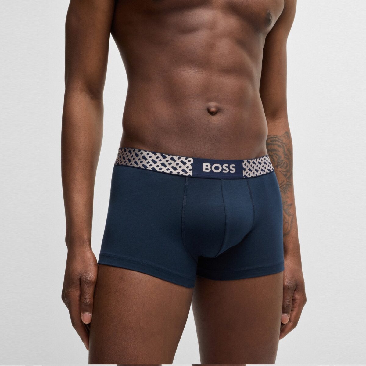 BOSS MEN THREE-PACK OF STRETCH-COTTON TRUNKS WITH MONOGRAM WAISTBANDS OPEN MISCELLANEOUS - Image 2