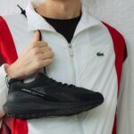 LACOSTE MEN’S L003 EVO SNEAKERS BLACK - Image 9