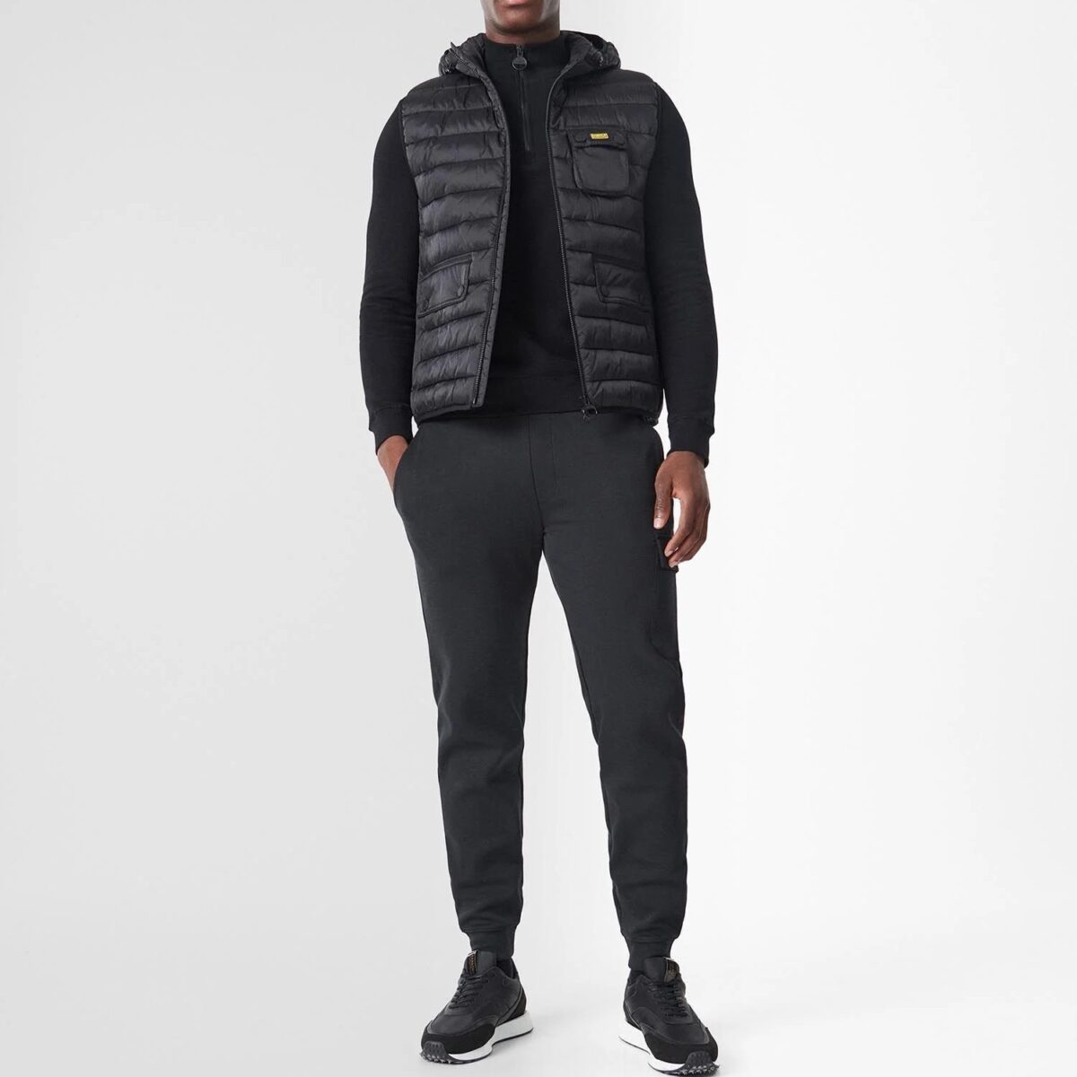 BARBOUR MEN OUSTEN HOODED GILET BLACK - Image 5