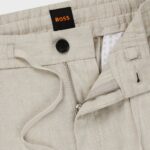 BOSS MEN SANDERSON L REGULAR FIT TROUSERS IN A COMFORT STRETCH LINEN BLEND LIGHT BEIGE - Image 5