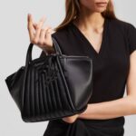 KARL LAGERFELD WOMEN K/WELLEN TOTE BAG BLACK - Image 3