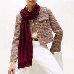 TOMMY HILFIGER WOMEN'S TH MONOGRAMM SCARF DEEP ROUGE - Image 4