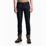 EMPORIO ARMANI MEN SLIM-FIT J06 LOW RISE JEANS WITH LOGO TURN UPS BLUE DENIM