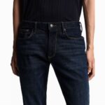 EMPORIO ARMANI MEN SLIM-FIT J06 LOW RISE JEANS 5 TASCHE BLUE DENIM - Image 2