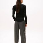 TOMMY HILFIGER WOMAN RIBBED ROLL SLIM SLEEVE TURTLENECK TOP BLACK - Image 3