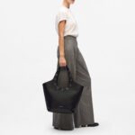 KARL LAGERFELD WOMEN'S K/ROCKY MARAIS MD TOTE BLACK-NICKEL - Image 5