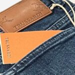 TRUSSARDI MEN'S JEAN'S 5 POCKET 370 CLOSE BLUE DENIM - Image 4