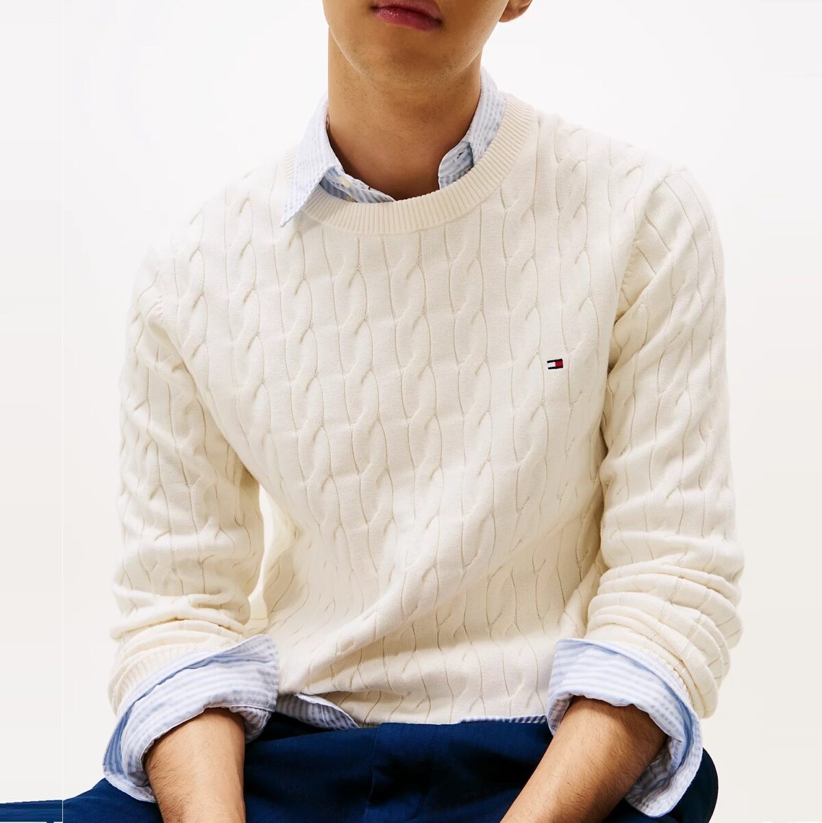 TOMMY HILFIGER MEN CLASSIC CABLE CREW NECK RELAXED FIT JUMPER IVORY PETAL - Image 2