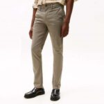 TOMMY HILFIGER MEN'S BLEECKER PRINTED STRUCTURE CHINO HYDROGEN-GREY