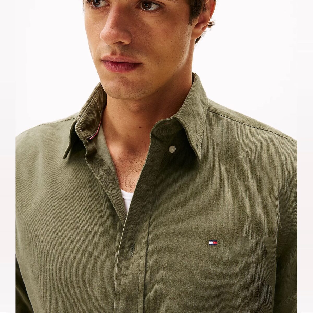 TOMMY HILFIGER MEN REGULAR FIT FLAG EMBROIDERY CORDUROY SHIRT BATTLE GREEN - Image 2