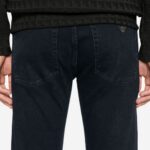 EMPORIO ARMANI JEANS MEN'S J45 REGULAR FIT MOTIF JEANS DARK BLUE - Image 3