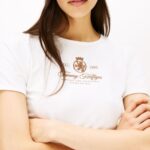 TOMMY HILFIGER WOMAN'S T-SHIRT SLIM WITH VARSITY CREST ECRU - Image 3
