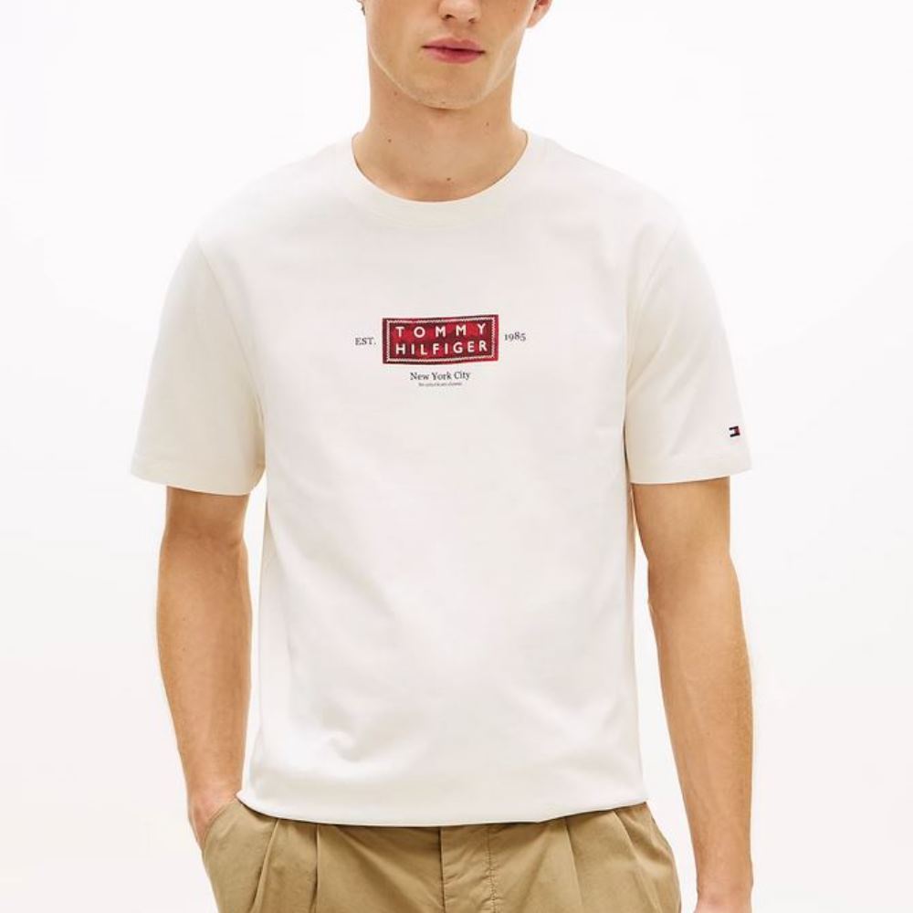 42392-Z00-2 TOMMY HILFIGER MEN HERITAGE LOGO JERSEY CREW NECK T-SHIRT IVORY PETAL - Image 1