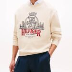TOMMY HILFIGER MEN'S HERITAGE CREST EMPROIDERY RELAXED SWEATSHIRT  IVORY PETAL