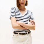TOMMY HILFIGER WOMEN'S EXT SLIM CODY V-NK SS BRETON/ECU/DARK NIGHT NAVY