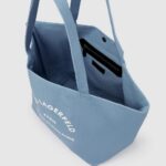 KARL LAGERFELD WOMEN'S K/RSG CANVAS SHOPPER 2HL BLUE BLOOM - Image 2