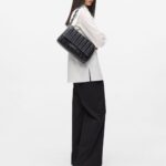 KARL LAGERFELD WOMEN'S K/WEAVE MD FLAP SHB CHAIN BLACK/NICKEL - Image 4