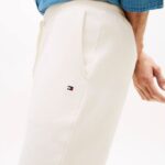 TOMMY HILFIGER MEN'S ESSENTIAL TERRY SWEATSHORT IVORY PETAL - Image 4