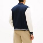 TOMMY HILFIGER MEN SCRIPT COLORBLOCK BOMBER DESERT SKY - Image 3